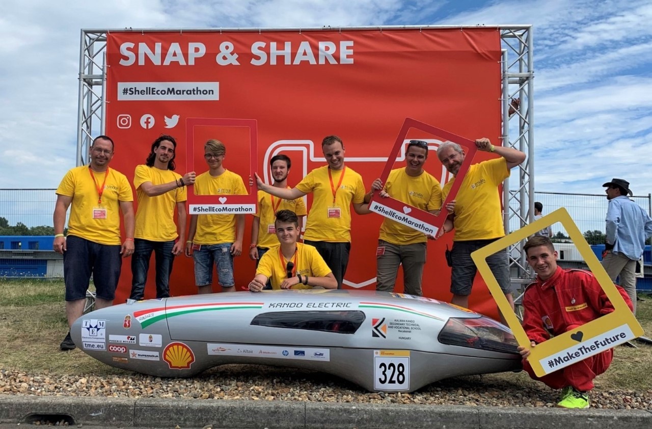 Izgalmakkal teli Shell Eco-marathon versenyt tudhatnak maguk mögött a magyar diákok