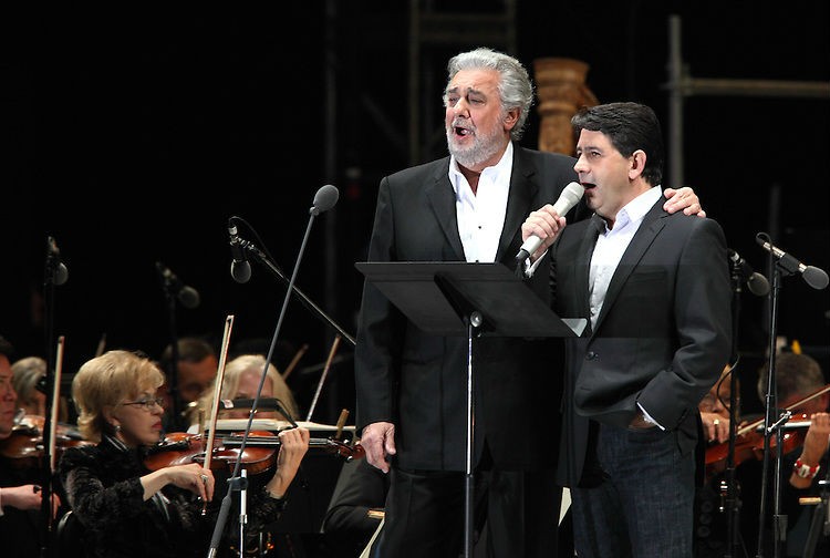 Plácido Domingo és fia első alkalommal lép együtt színpadra Magyarországon 
