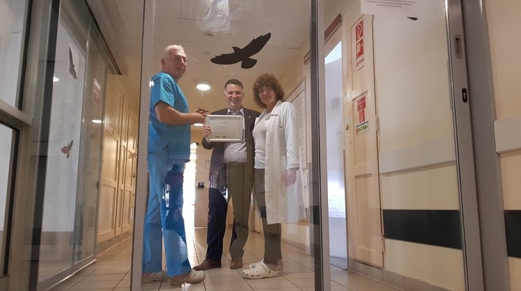 Jótékony szülinapos adományozott a Bács-Kiskun Megyei Kórház javára