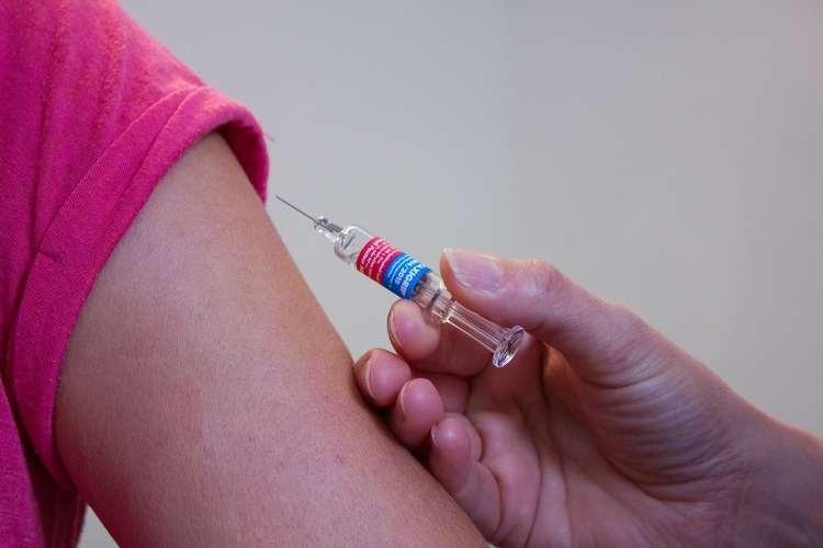 Folyamatos a 12-18 éves korosztály oltása és a harmadik vakcinák beadása Bács-Kiskun megyében