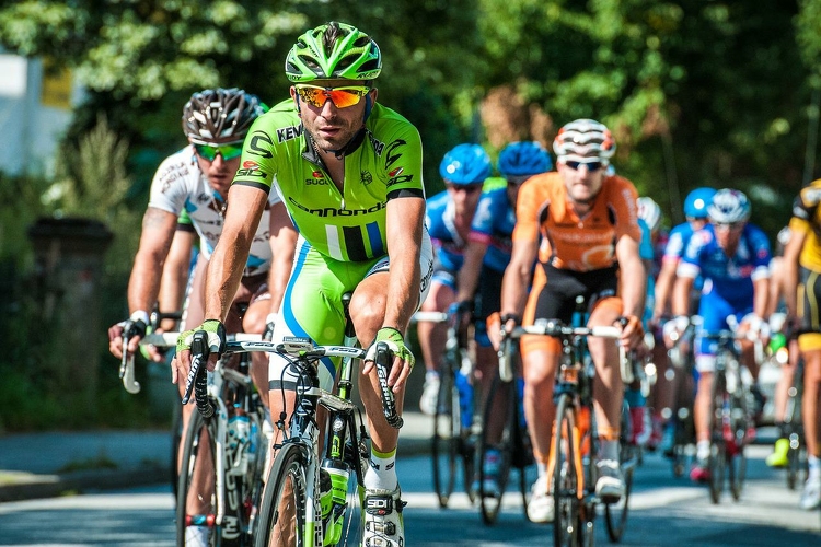 Forgalmi korlátozások várhatók hétvégén Bács-Kiskun megyében a Giro d'Italia verseny miatt