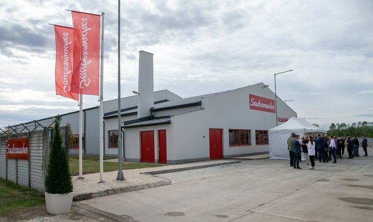Átadták a Saubermacher-Magyarország Kft. 1,5 milliárd forintból kialakított új kecskeméti telephelyét