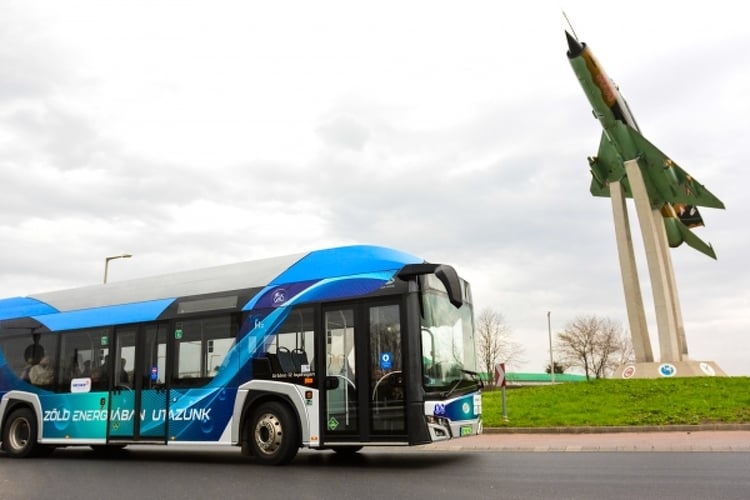 Jók a visszajelzések a hidrogénbusz teszüzeméről