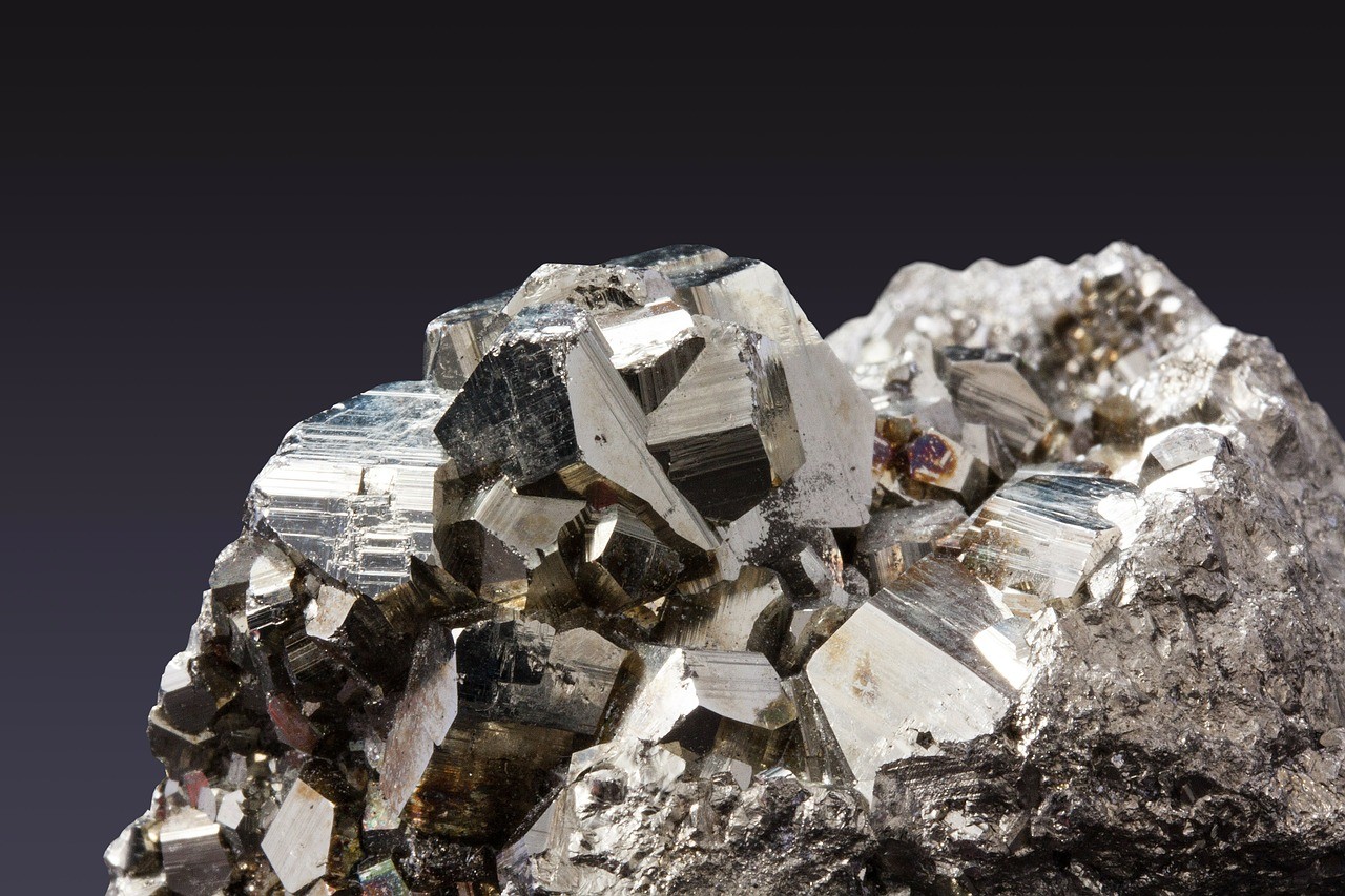 A Miskolci Nemzetközi Ásványfesztiválon mutatják be a Pécs-Vasason felfedezett új ásványt