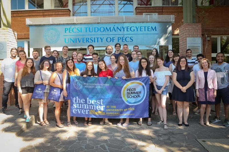 Száz külföldi hallgató érkezik a PTE huszadik nyári egyetemére 