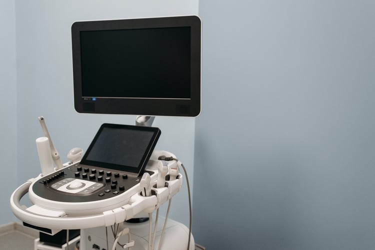 Modern ultrahang készülékkel gazdagodott a pécsi gyermekklinika