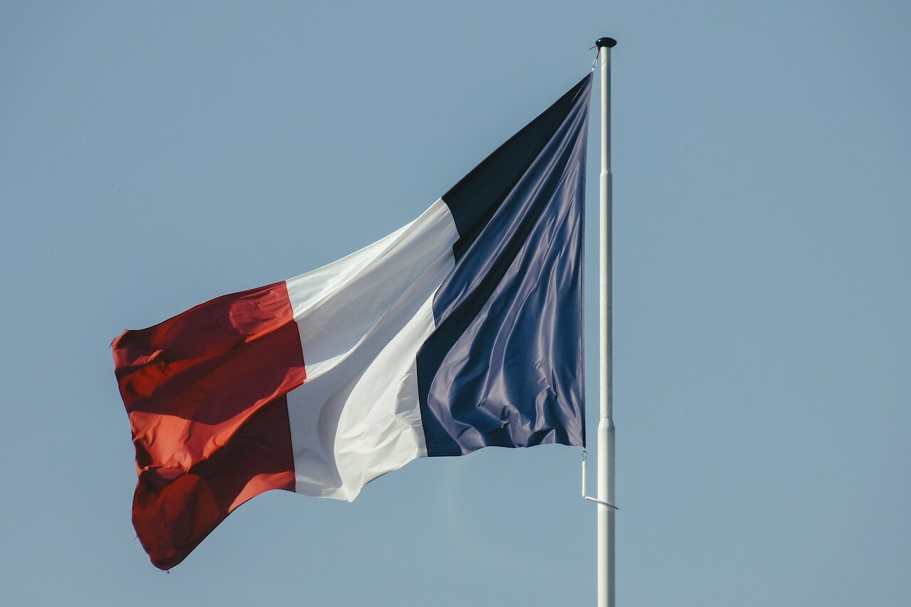 Együttműködési megállapodást kötött a PTE és a Francia Intézet