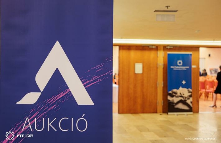 Bemutatkoztak a jövő művészei: PTE MK Aukció 2025