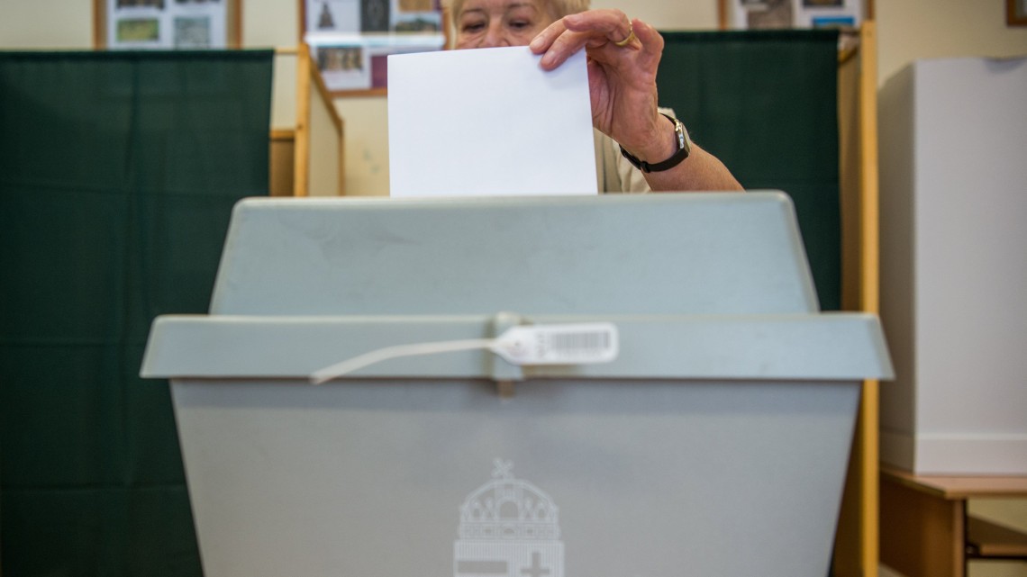 Időközi polgármester-választás lesz vasárnap Száron
