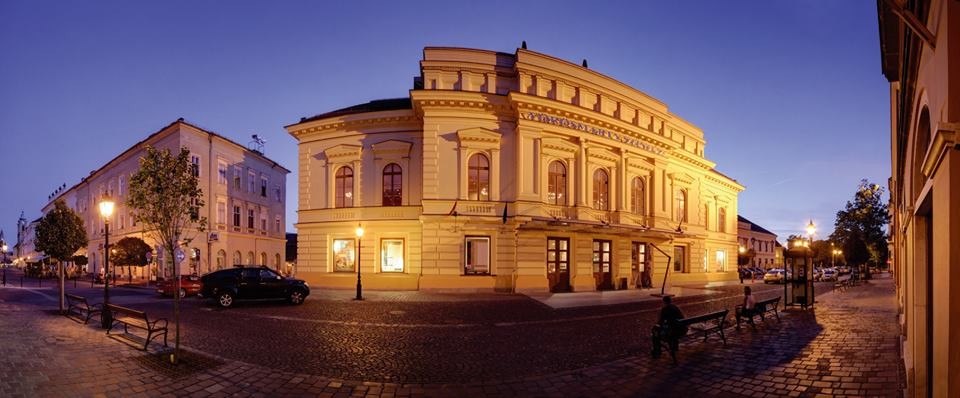 Önálló társulatával a huszonötödik évadot kezdi ősztől a székesfehérvári Vörösmarty Színház
