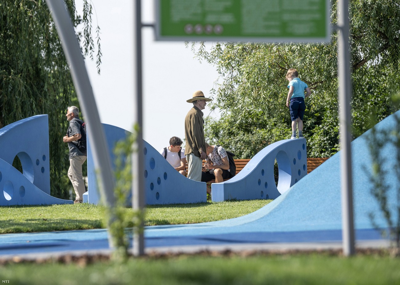 Sportparkok építésével bővül a Magyar falu program