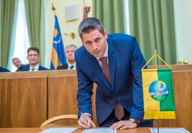 Megalakult a Fejér Megyei Közgyűlés, Molnár Krisztiánt újraválasztották elnöknek