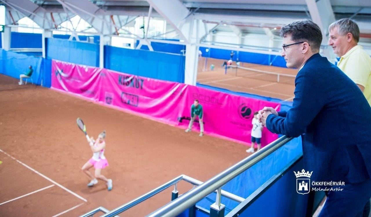 Százezer dolláros női tenisztorna kezdődött Székesfehérváron