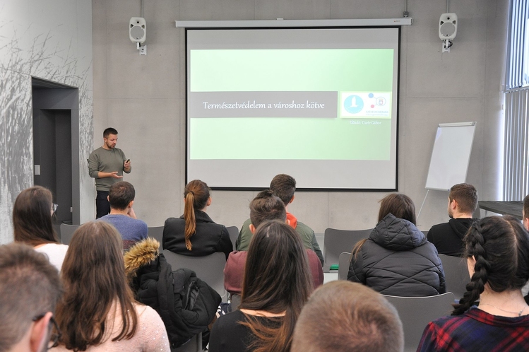A Corvinus Egyetem hallgatói jártak tanulmányúton a Sóstó Természetvédelmi Területen