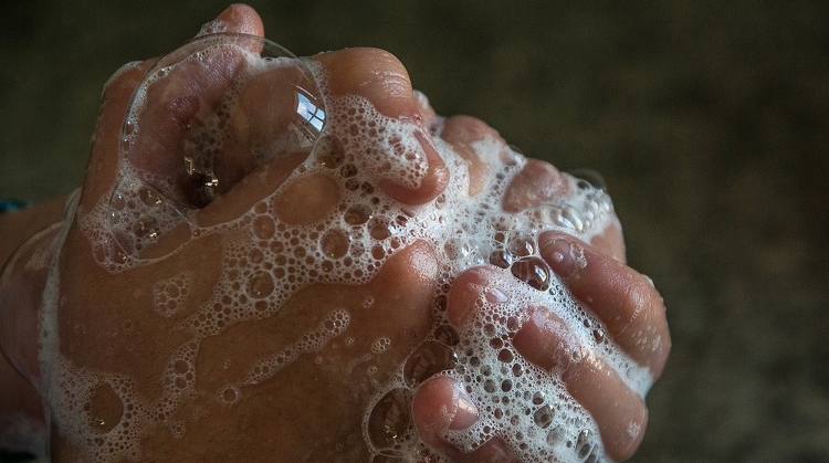 Koronavírus: gyakran kell kezet mosni, ez a leghatékonyabb megelőzés