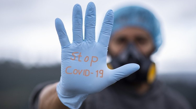 Koronavírus - Országos tisztifőorvos: a járvány első hullámának végén jár az ország