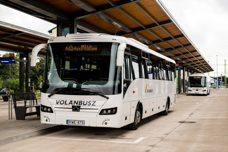 Átadták a Homm Kft. autóbusz-javító és -karbantartó központját Székesfehérváron