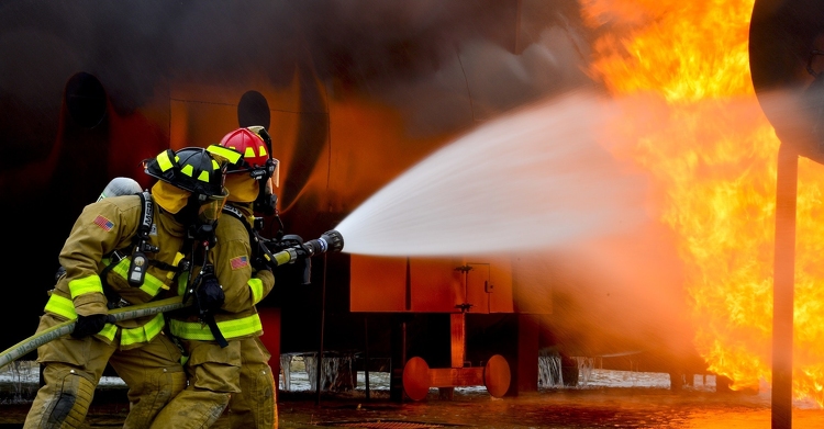 Új tűzoltók kezdik meg a szolgálatot Fejér megyében is