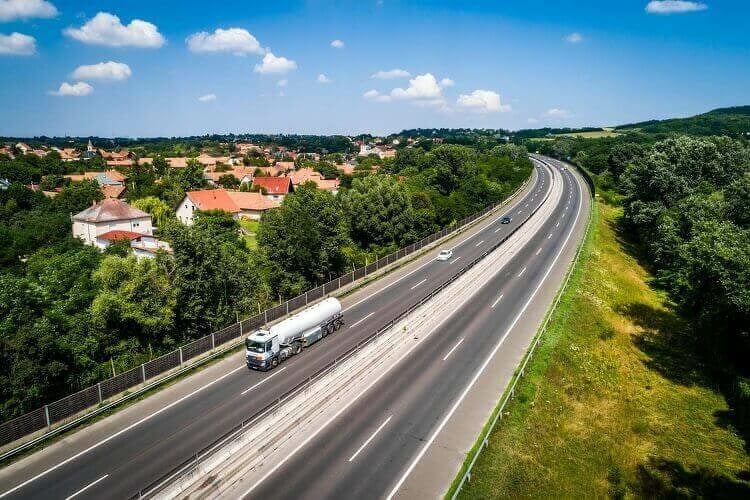 Megindult a forgalom az M6-os autópályán Dunaújvárosnál