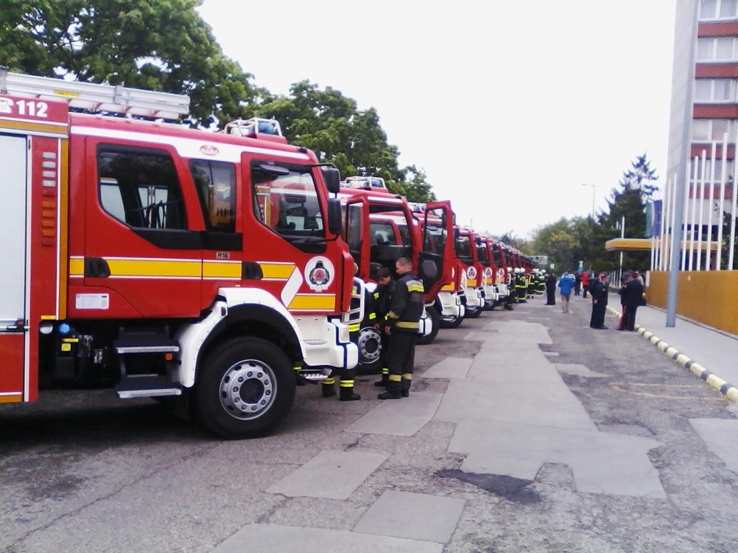 Új tűzoltójárműveket kapott a katasztrófavédelem