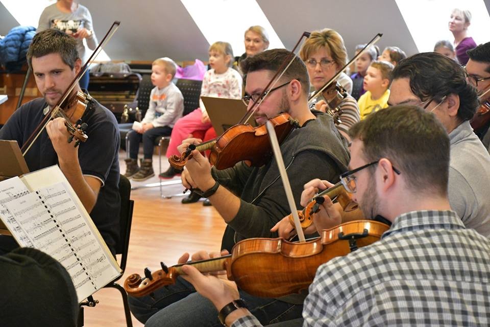 Több mint félszáz ifjúsági hangversenyt adnak a szolnoki szimfonikusok 