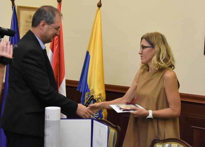 Miniszteri elismerést kapott a szolnoki városháza munkatársa