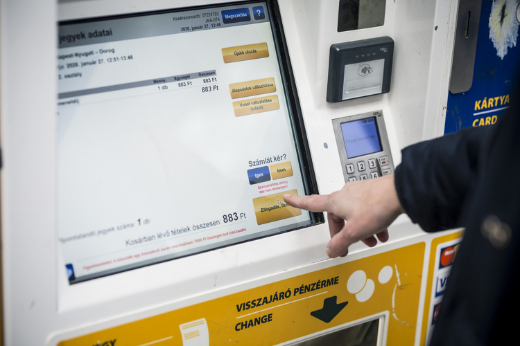 A MÁV-Start Zrt. 375 új jegykiadó automatát üzemel be 2020-ban