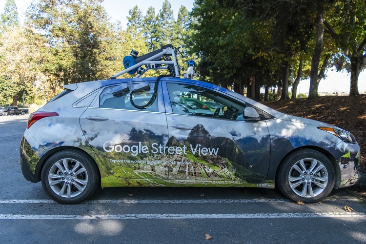 Több magyar nagyvárosban indulnak el a Google autói