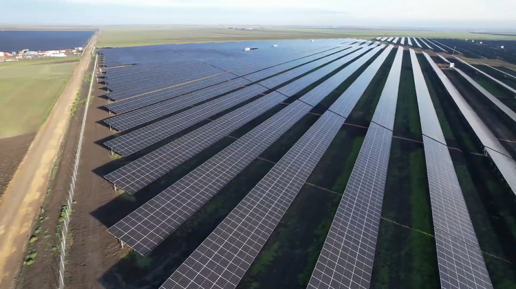 Szolnoki naperőmű került fel egy rangos európai fenntarthatósági toplistára 
