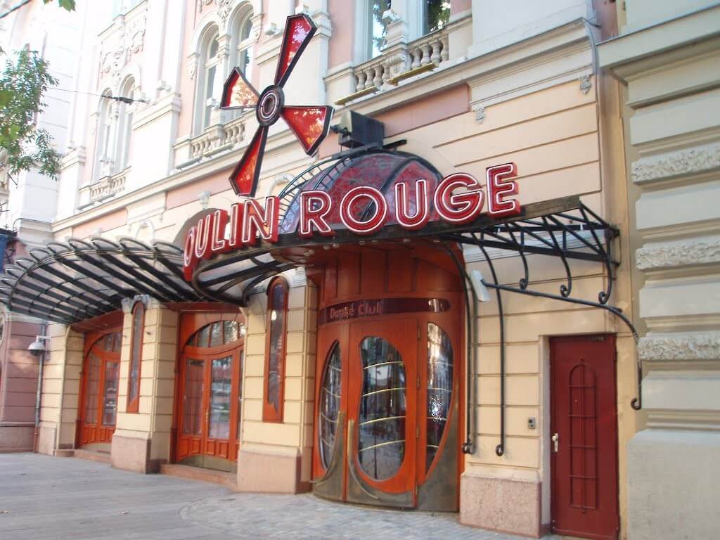 Összenyitják az operettel a megújuló Moulin Rouge-t