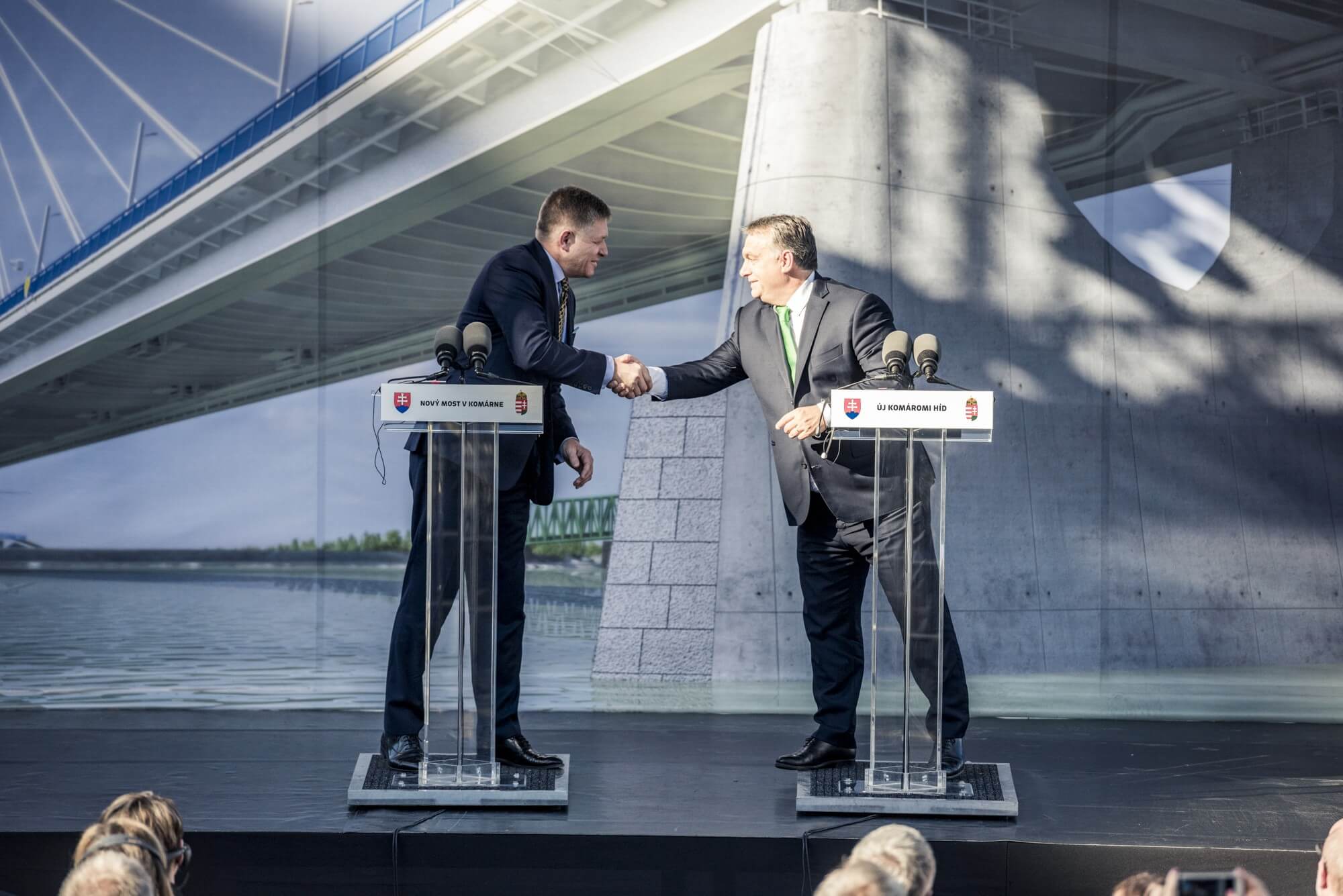 Hivatalosan is elrajtolt a komáromi Duna-híd építkezése