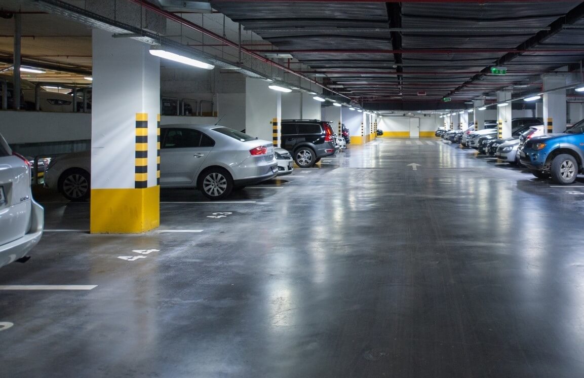 Újabb parkolóházat épít Győrben a WHB
