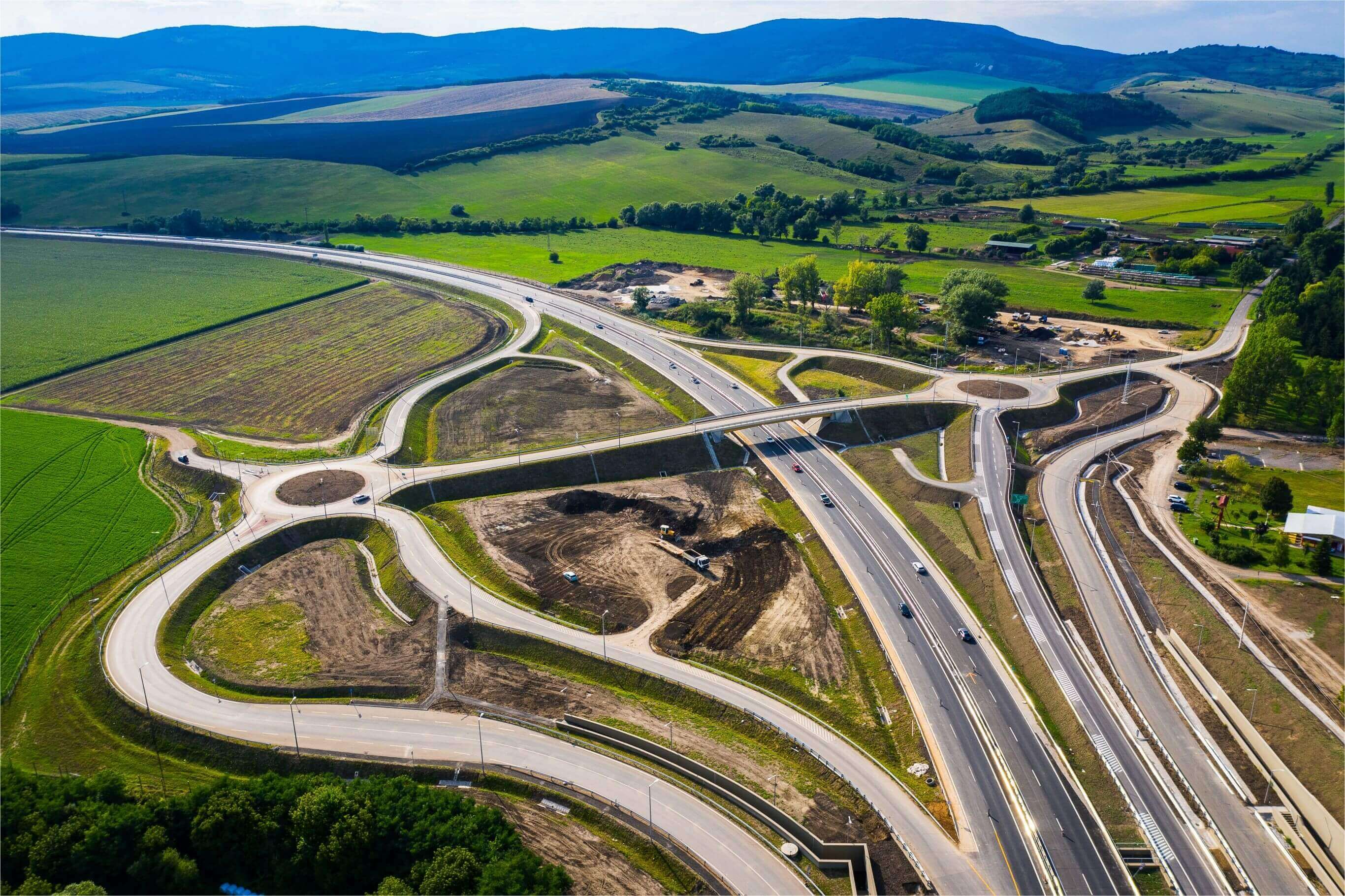 Két évtizedes útfejlesztés vált teljessé Nógrád megyében