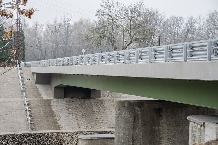 Elkészült egy több mint 80 éves híd felújítása