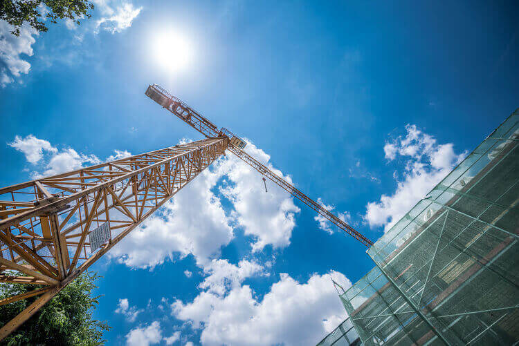 Gazdaságvédelmi akcióterv: az építőiparban elsőként a magasépítési ágazat kap új munkát