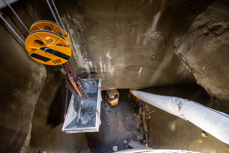 M3-as metró: a Deák téren már a liftaknát és az állomást összekötő alagúton dolgoznak - friss galéria