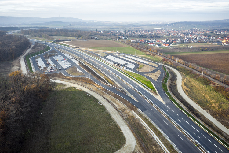 Hamarosan elkészül Sopronig az M85-ös: galéria a városhoz legközelebb eső szakaszról