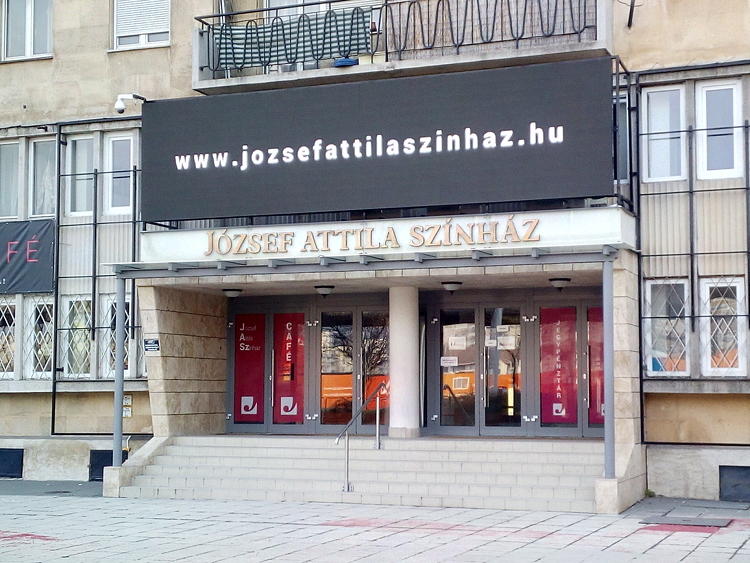 Színpadon: a József Attila teátrum rekonstrukciója