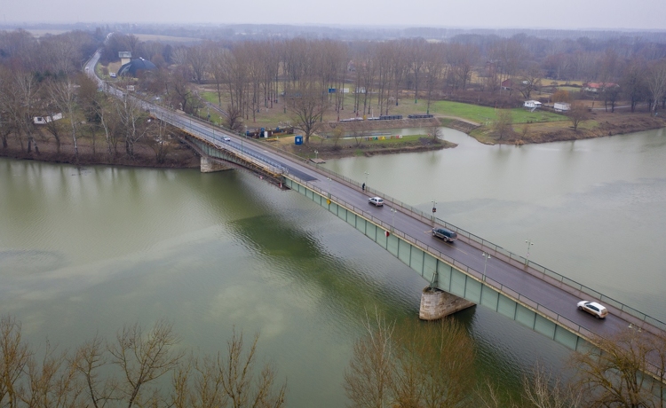 Így halad a tokaji Tisza-híd átépítésével és modernizálásával az A-Híd