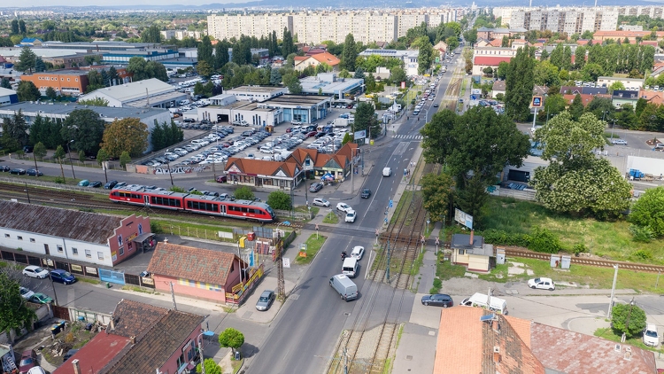 Kétvágányúsítanak két fontos budapesti elővárosi vasútvonalat