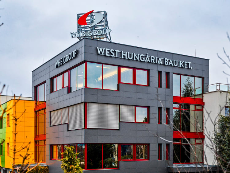 Modernizálta győri gépparkját a WEST HUNGÁRIA BAU Kft.
