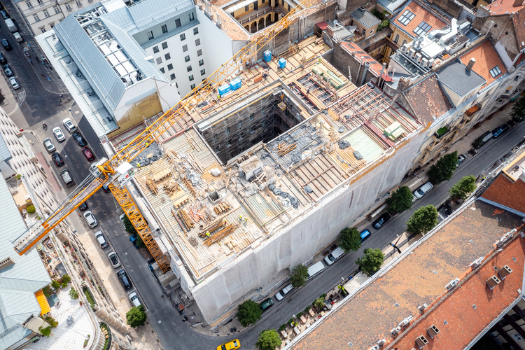 Prémium kategóriás penthouse lakások épülnek a felújított belvárosi házban