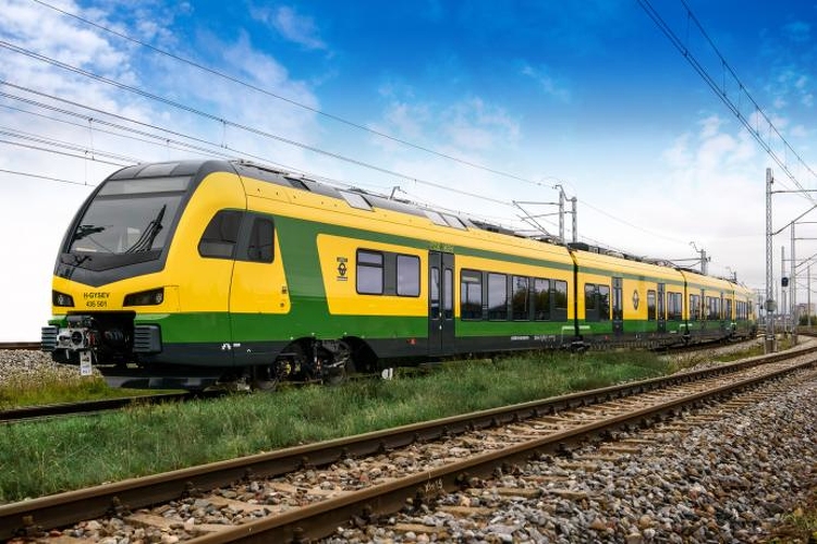 Újabb lépés a Szombathely − Kőszeg vasútvonal villamosításában