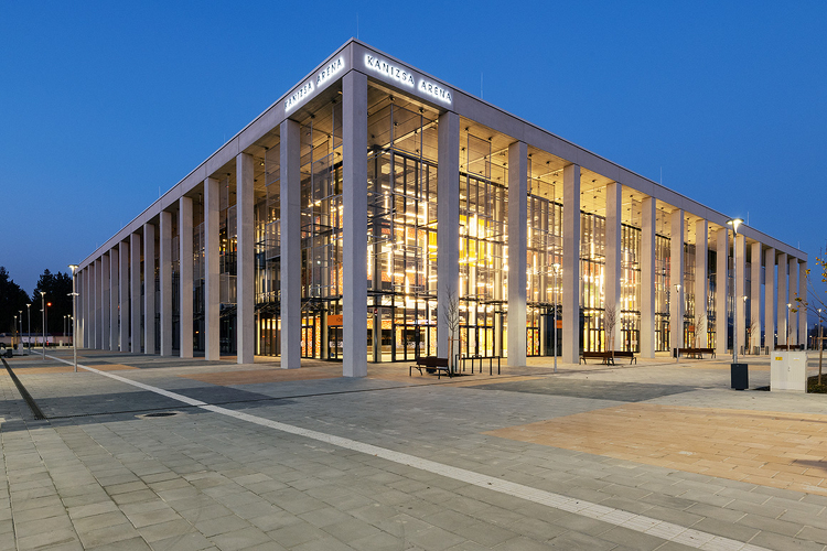 Magyarországon még soha nem alkalmazott építészeti megoldással épült fel a Kanizsa Aréna