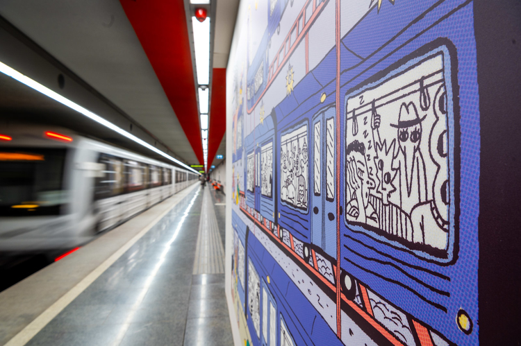 Képzőművészet az M3 metróban: két új alkotást mutattak be a Dózsa György úti állomáson