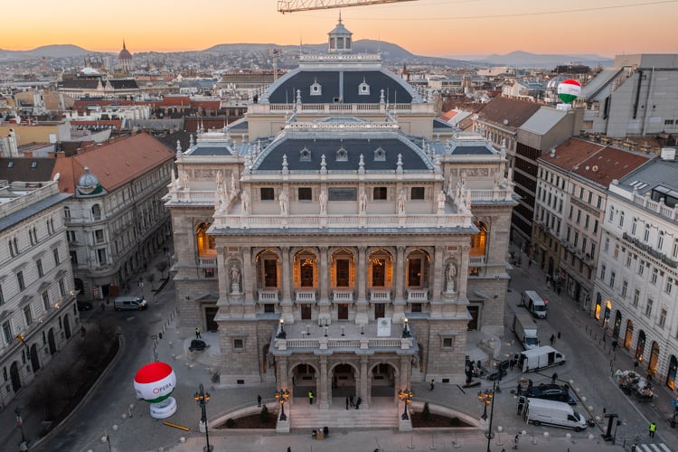 Operaház: a projekt résztvevői mondják el, hogyan zajlott a magyar kultúrtörténet egyik legfontosabb épületének felújítása