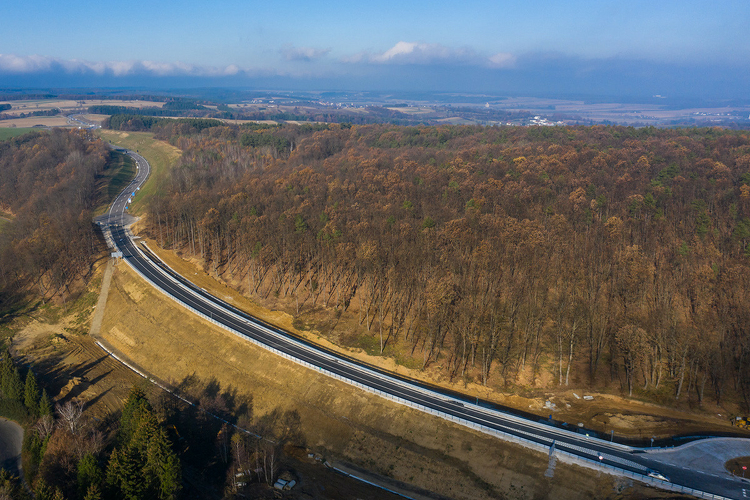 Kivitelezőt választottak két észak-magyarországi útfejlesztéshez az Ózdra vezető úton: itt vannak a részletek