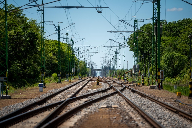 V0: Környezeti felmérésekkel lép előre a vasúti elkerülő előkészítése