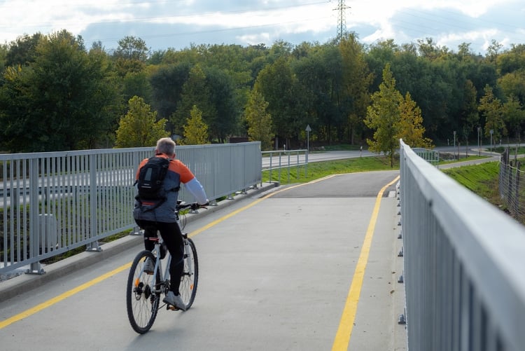 Biciklivel a fővárosból Etyekre: befejezték a Budapest és Etyek közötti kerékpáros útszakasz építését