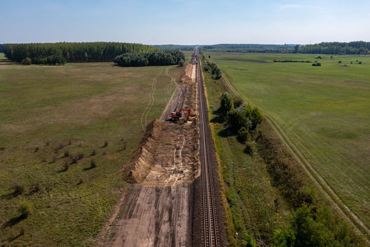 Már az új nyomvonalat építik a Budapest − Kelebia vasútvonal egyik déli szakaszán